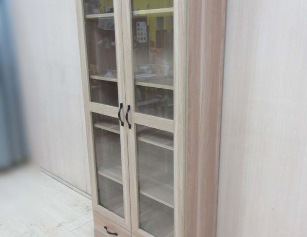 二手書櫥 淺橡色81公分兩門兩抽書櫃 展示櫃 收納櫃 置物櫃 5