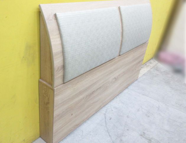 二手床頭櫃 梧桐色154公分布墊頭靠床頭板 5尺雙人床頭片 2