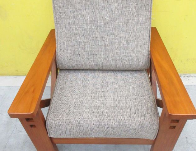 二手沙發 柚木色91公分實木單人沙發 單人椅 木頭椅 沙發椅 2