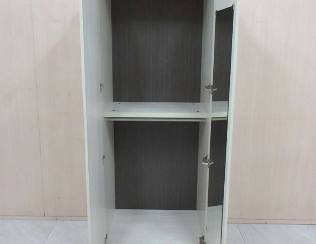 二手衣櫥 白橡木色75公分兩門吊桿衣櫃 單人衣櫃 套房衣櫃 2