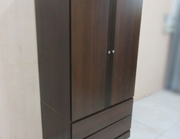二手衣櫥 胡桃色90公分兩門兩抽衣櫃 單人衣櫃 套房衣櫃  4