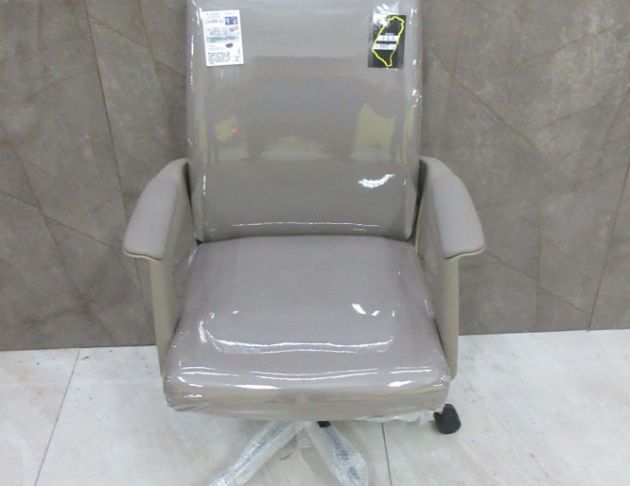 新品庫存出清 獨立筒50公分皮革辦公椅 人體工學S型椅背電腦椅 2