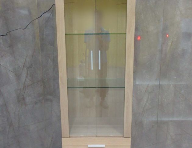 二手展示櫃 橡木色61分兩門兩抽酒櫃 公仔櫃 高低櫃 收納櫃