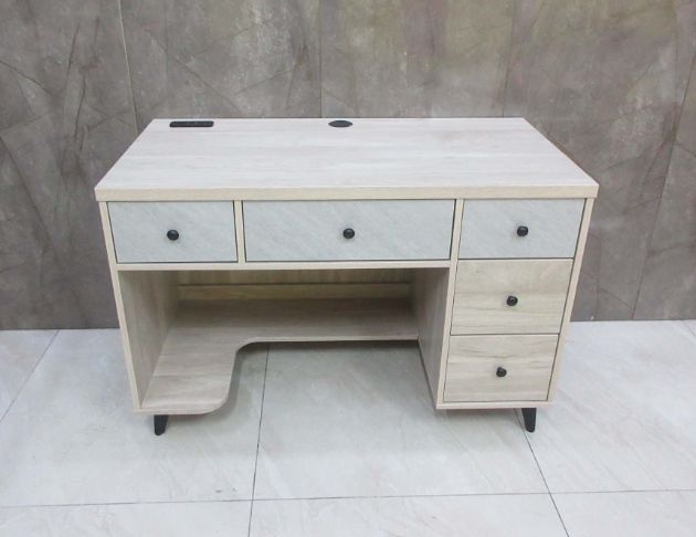 庫存新品出清 淺橡色152公分五抽書桌 辦公桌 電腦桌 桌子