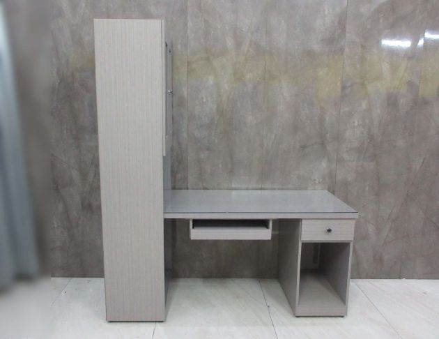 二手書桌 灰橡色167公分兩門兩抽辦公桌 書櫃桌 電腦桌 桌子