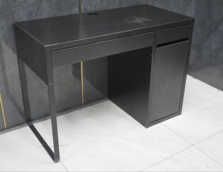 二手 書桌 黑色 105公分 電腦桌 辦公桌 工作桌